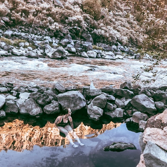 Meet your Posher, Rachel - Picture 3 of 4